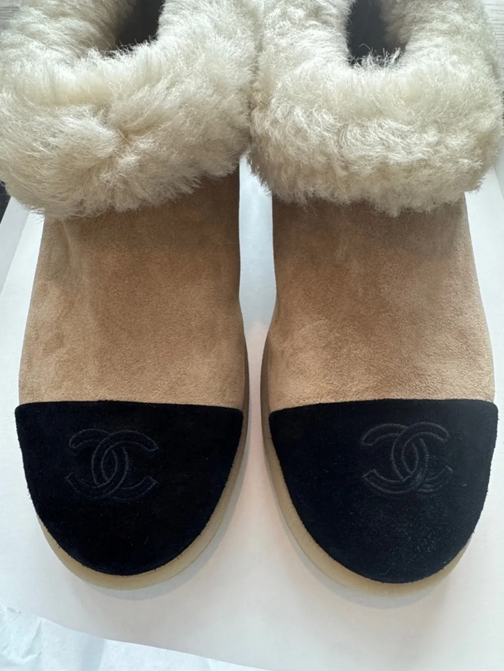 CHANEL Beige Suede Shearling Cuff Ankle Booties with Black Cap Toe - Picture 4 of 6